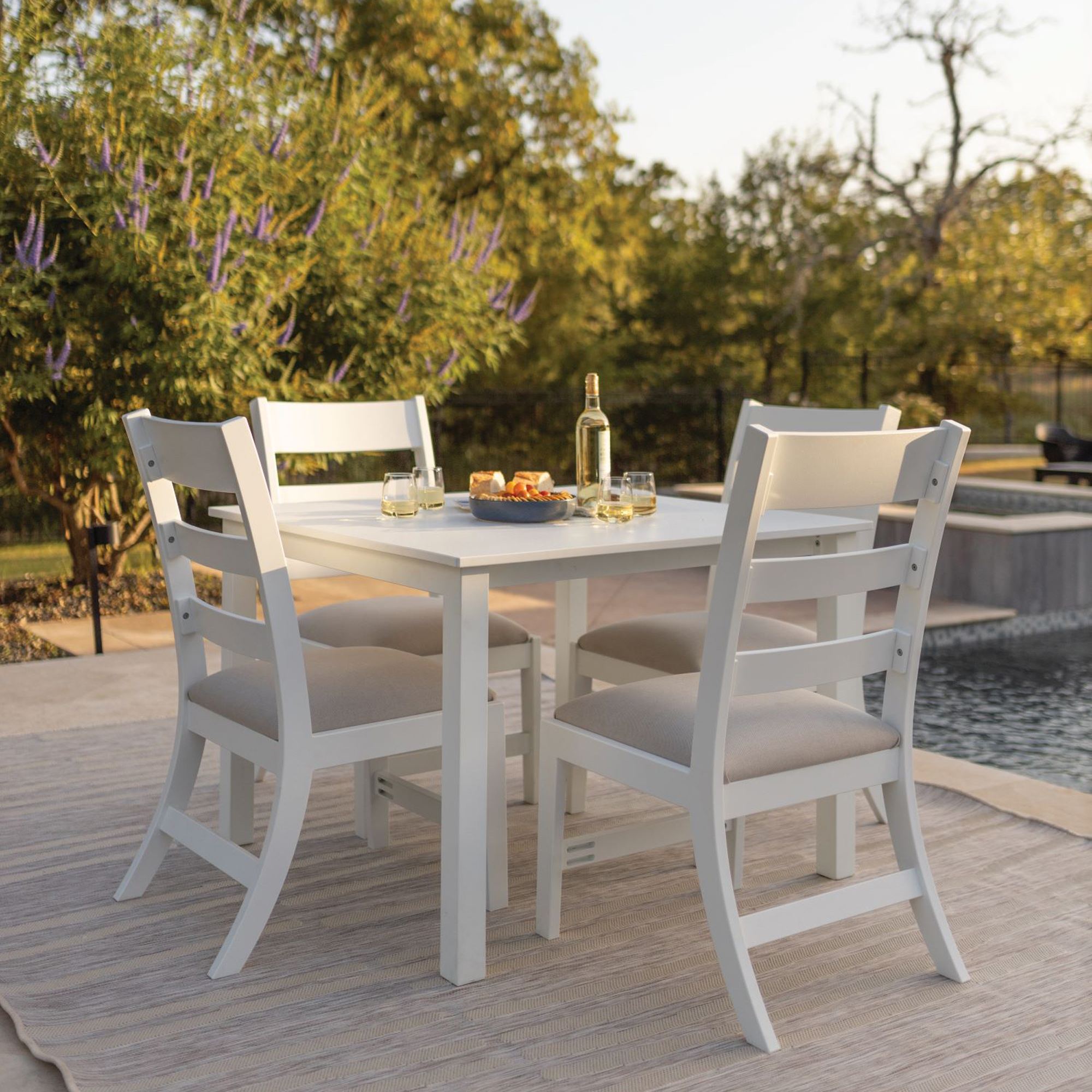 Berkley Square Expandable Dining Table 42"x42"