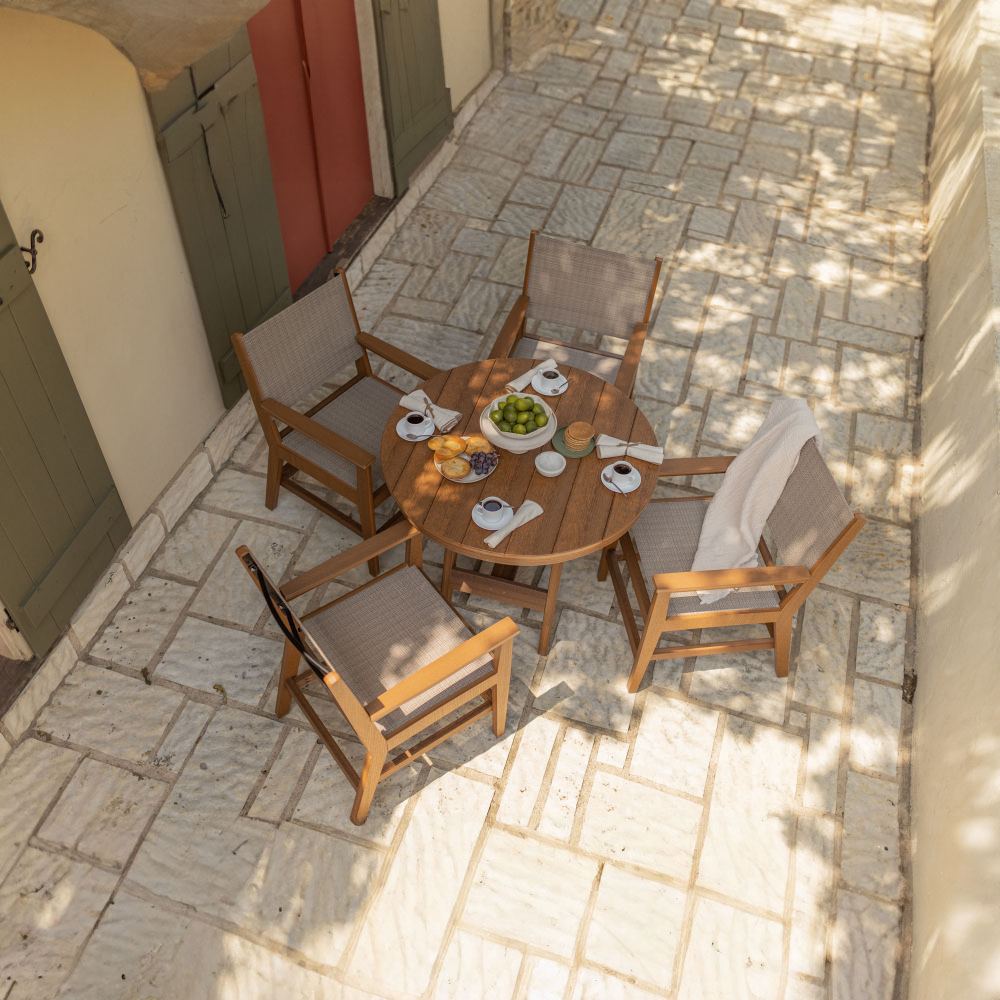 Harbor 38" Round Dining Table