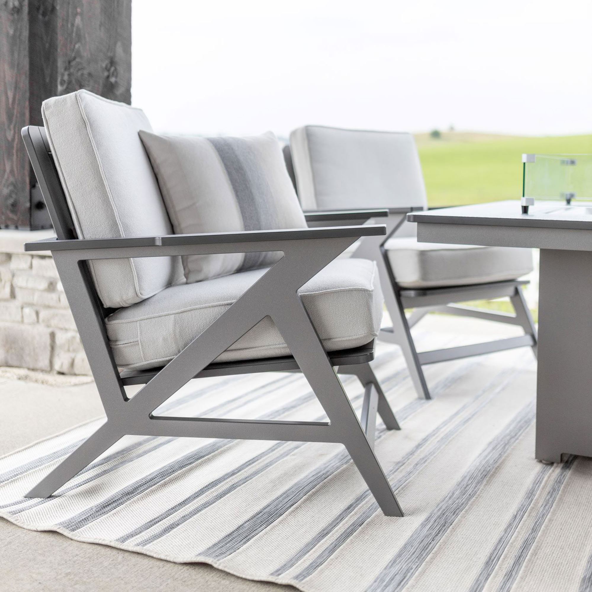 Kinsley Lounge Chair