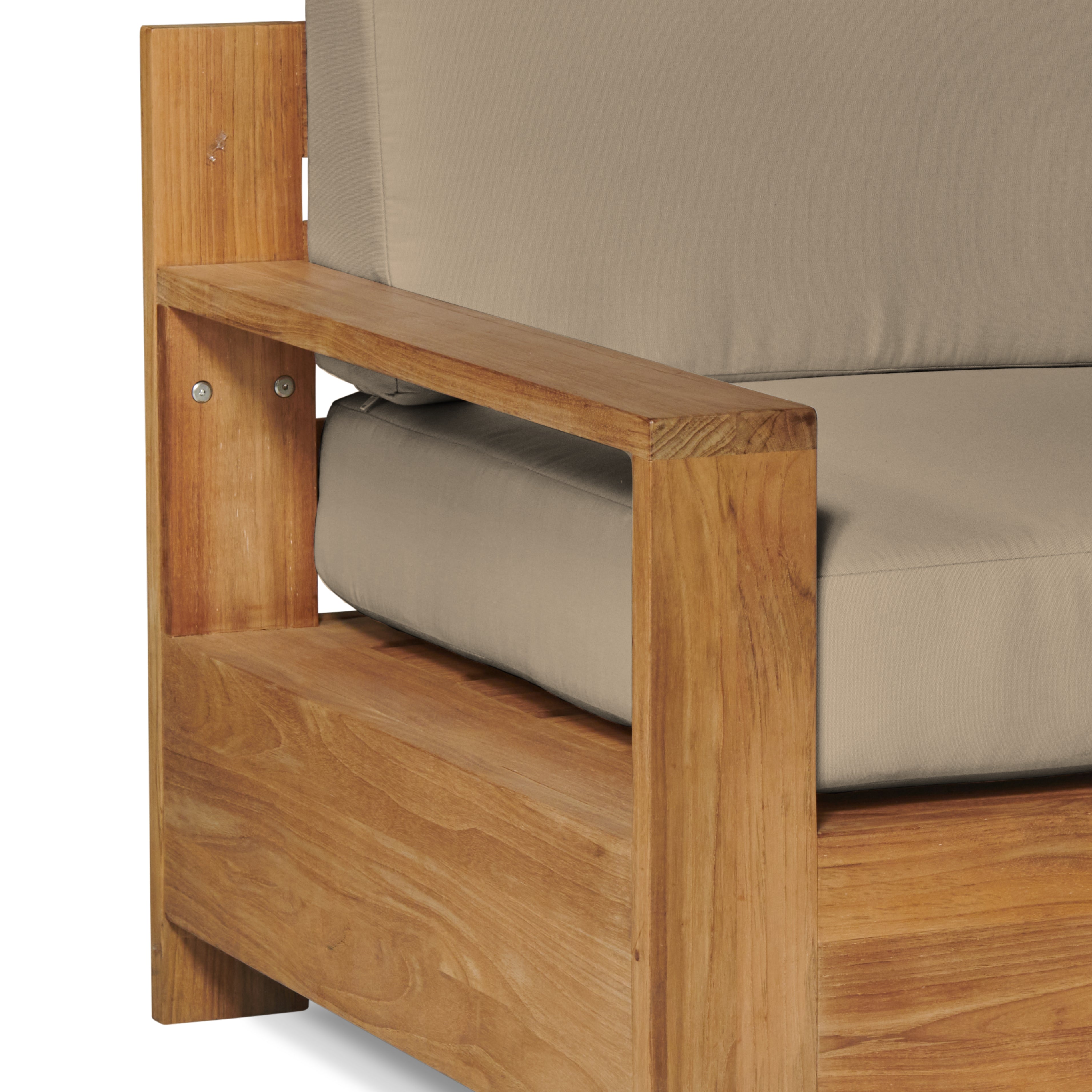 Qube Club Chair