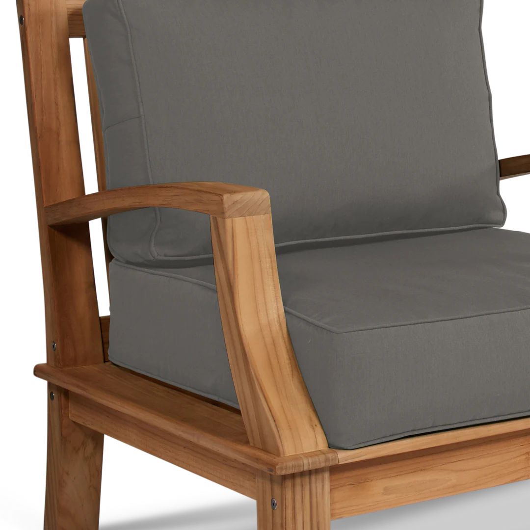 Grande Club Chair