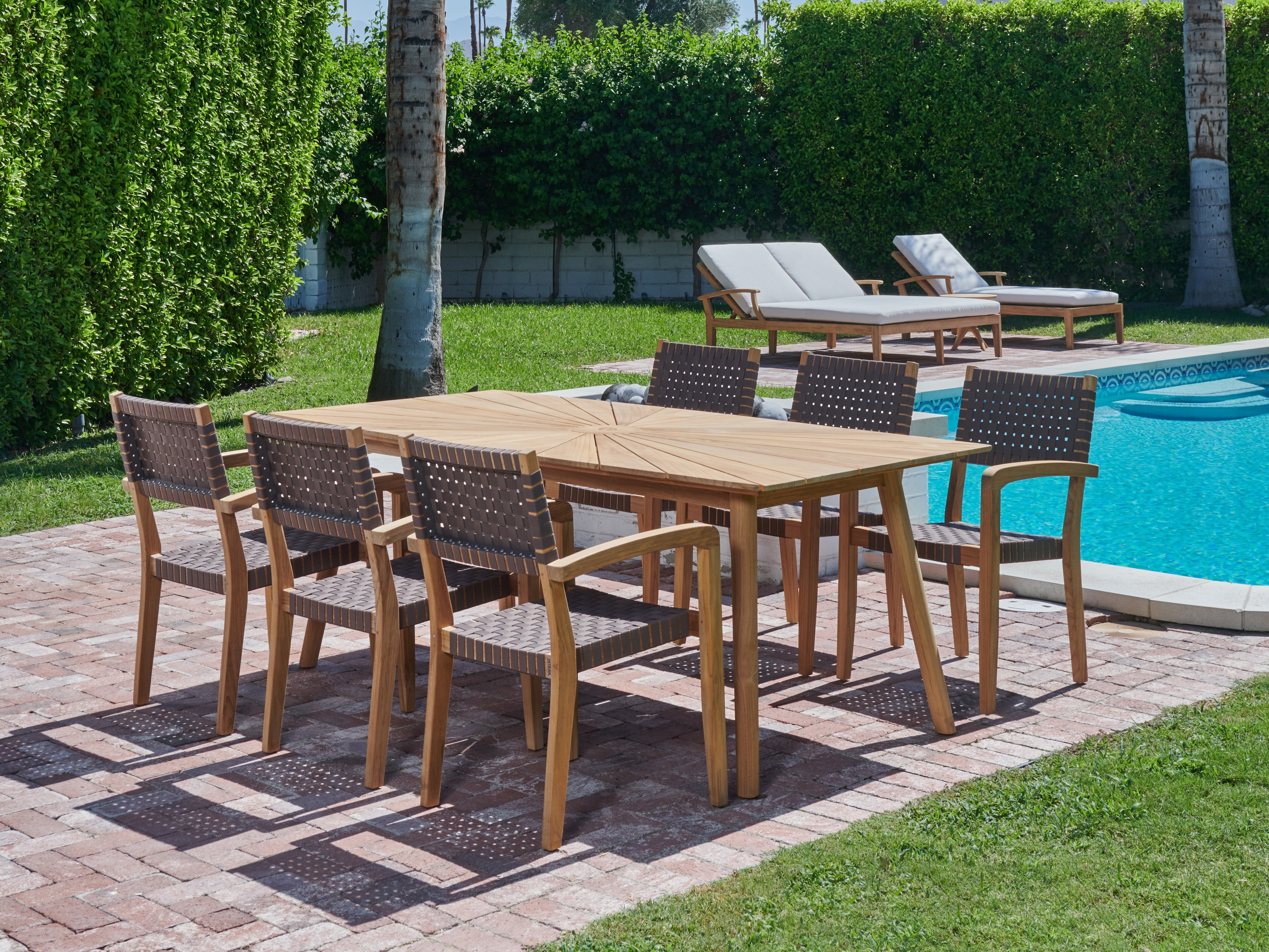 Cambria Rectangular Dining Set