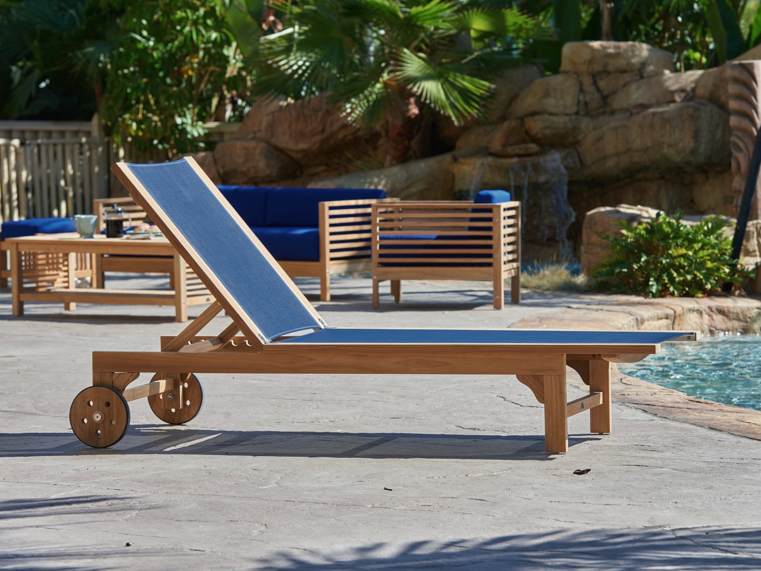Montauk Sun-Lounger