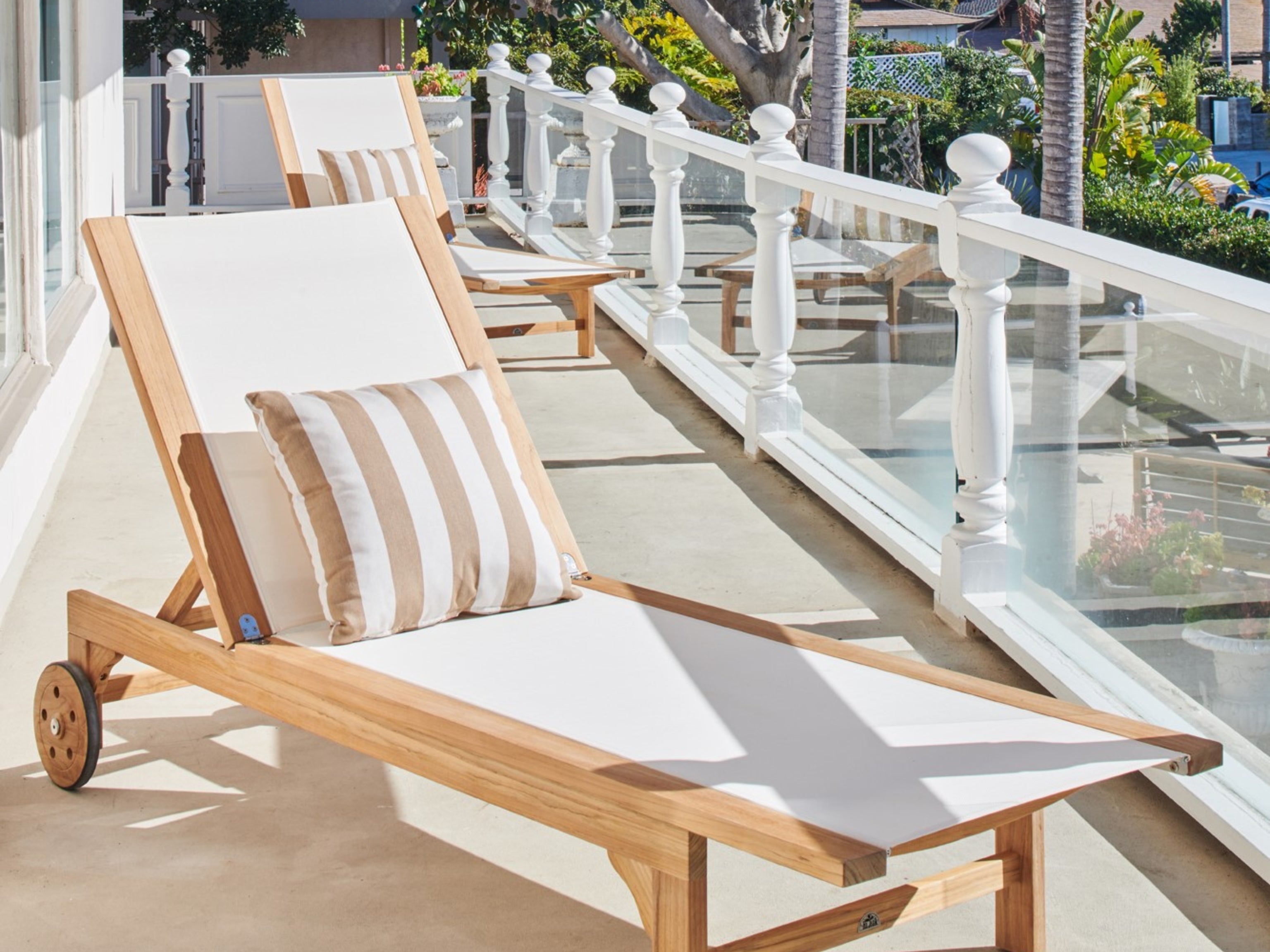 Montauk Sun-Lounger