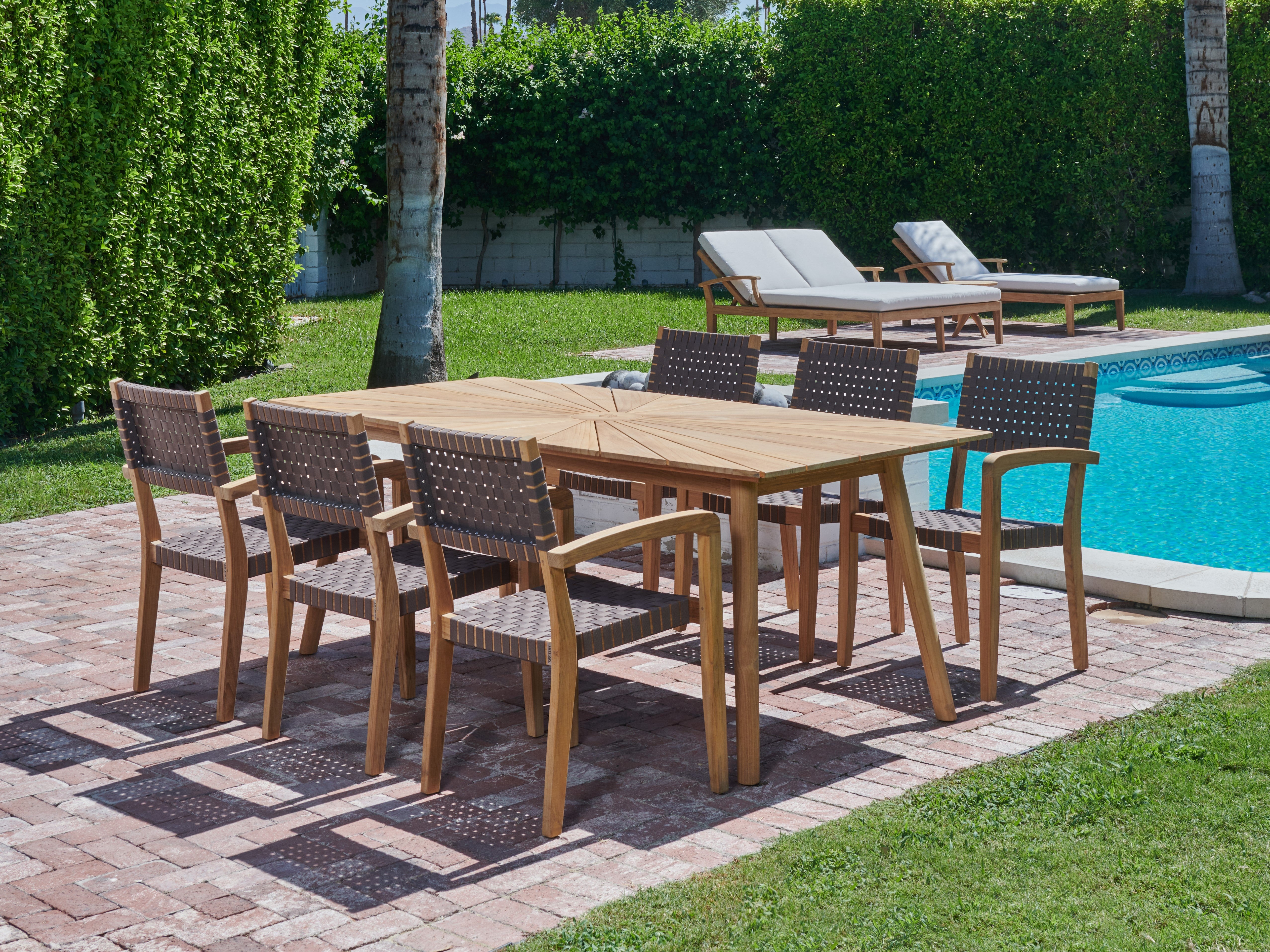 Cambria Rectangular Dining Table