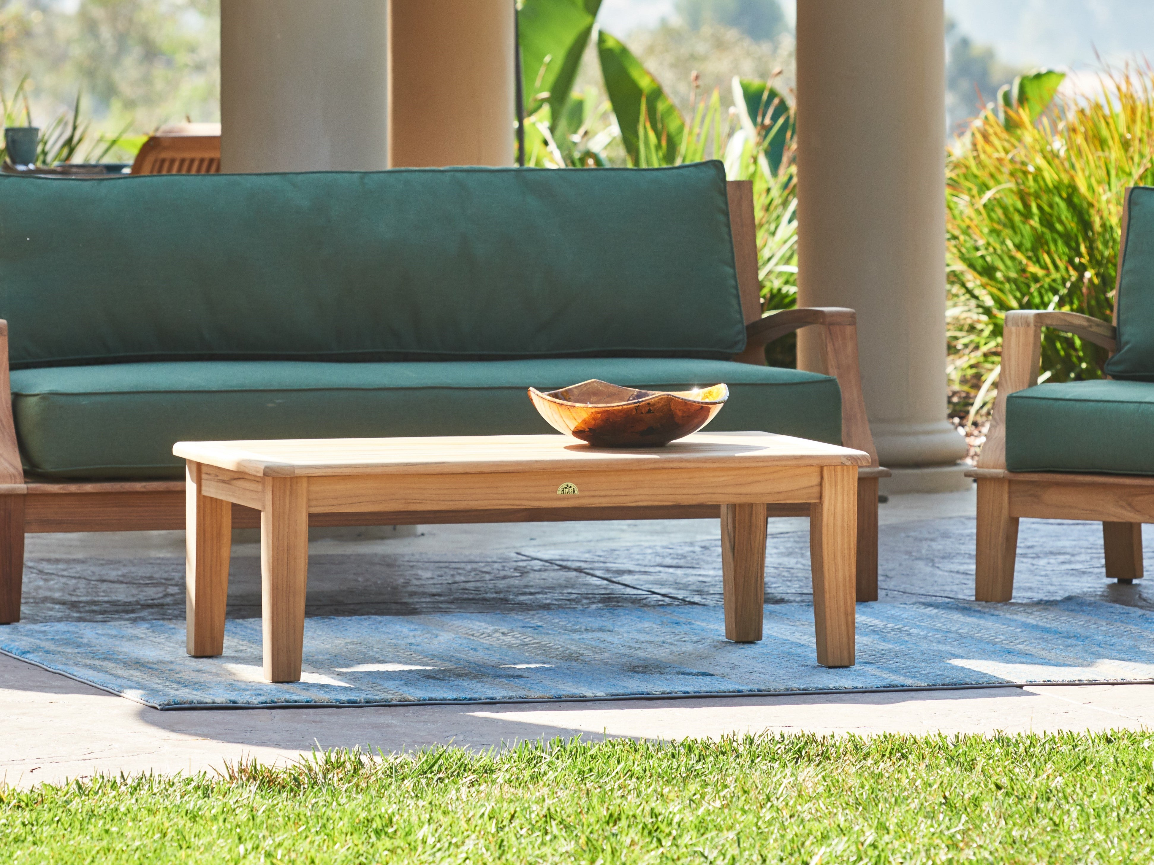 Grande Coffee Table